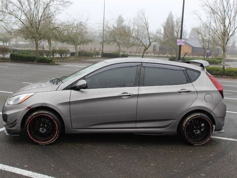 Used 2017 Hyundai Accent SE image 7