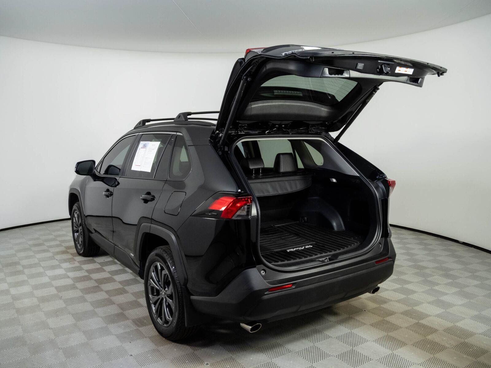 Used 2024 Toyota RAV4 XLE Premium AWD/4WD image 26