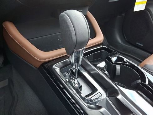 New 2026 Subaru Forester Touring AWD/4WD image 17