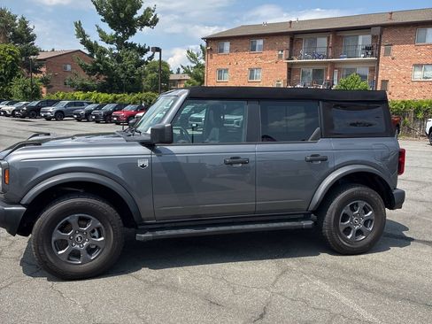 Used 2024 Ford Bronco Big Bend AWD/4WD image 3