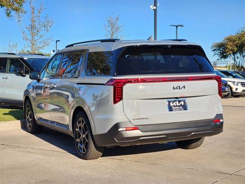New 2026 Kia Carnival SX Prestige image 3