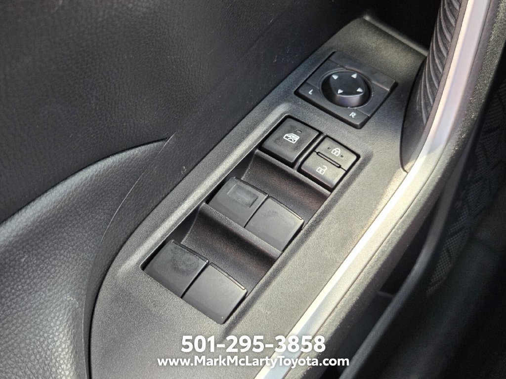 Used 2023 Toyota RAV4 LE FWD image 23
