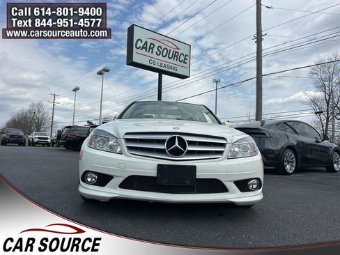Used 2010 Mercedes-Benz C 300 4MATIC Sedan image 2