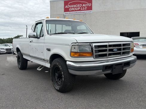 Used 1997 Ford F250 2WD Regular Cab Heavy Duty image 13