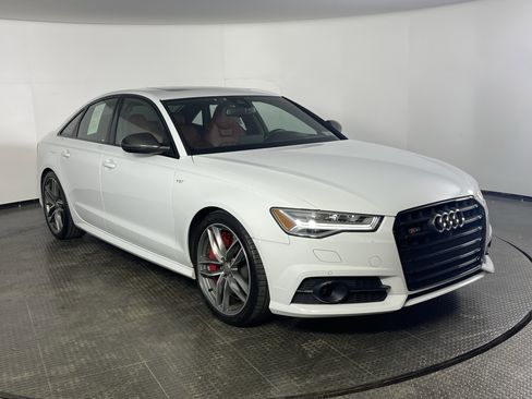 Used 2017 Audi S6 Prestige w/ S6 Sport Package image 2