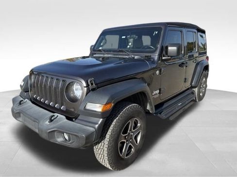 Used 2018 Jeep Wrangler Unlimited Sport S AWD/4WD image 7