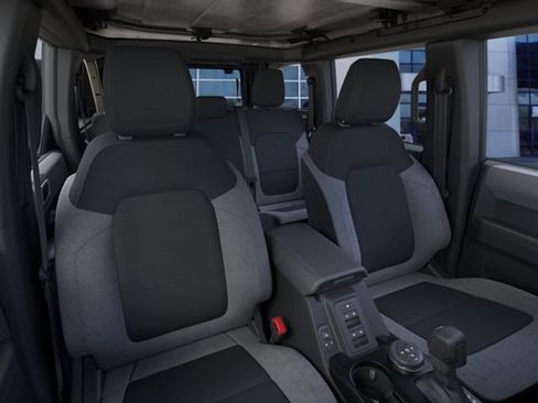 New 2026 Ford Bronco 4-Door AWD/4WD image 10