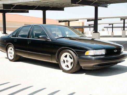 Used 1996 Chevrolet Impala SS image 9