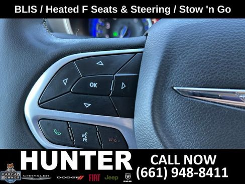 Used 2024 Chrysler Pacifica Touring-L FWD image 25