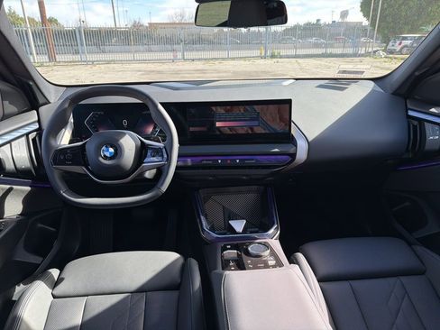 Used 2025 BMW X3 xDrive30i w/ Convenience Package image 9