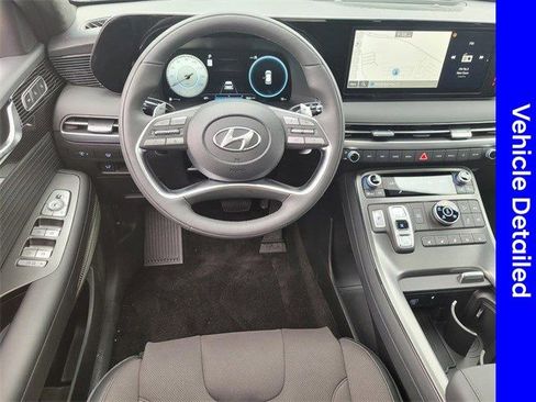 New 2025 Hyundai Palisade Calligraphy image 2