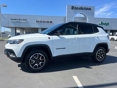 Used 2025 Jeep Compass Trailhawk