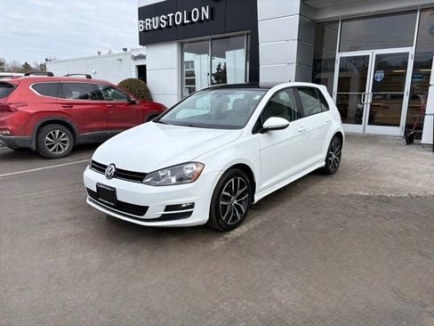 Used 2015 Volkswagen Golf SE w/ Golf Sport Package image 6