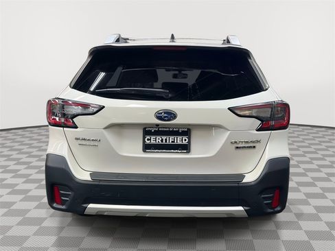 Used 2022 Subaru Outback Touring image 4