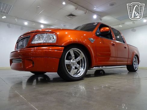 Used 2003 Ford F150 Harley-Davidson image 5