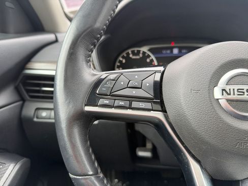 Used 2019 Nissan Altima 2.5 SL FWD image 15