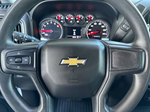 Used 2022 Chevrolet Silverado 2500 Custom w/ Custom Convenience Package image 21
