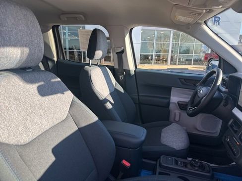 New 2025 Ford Maverick XLT w/ XLT Luxury Package image 9