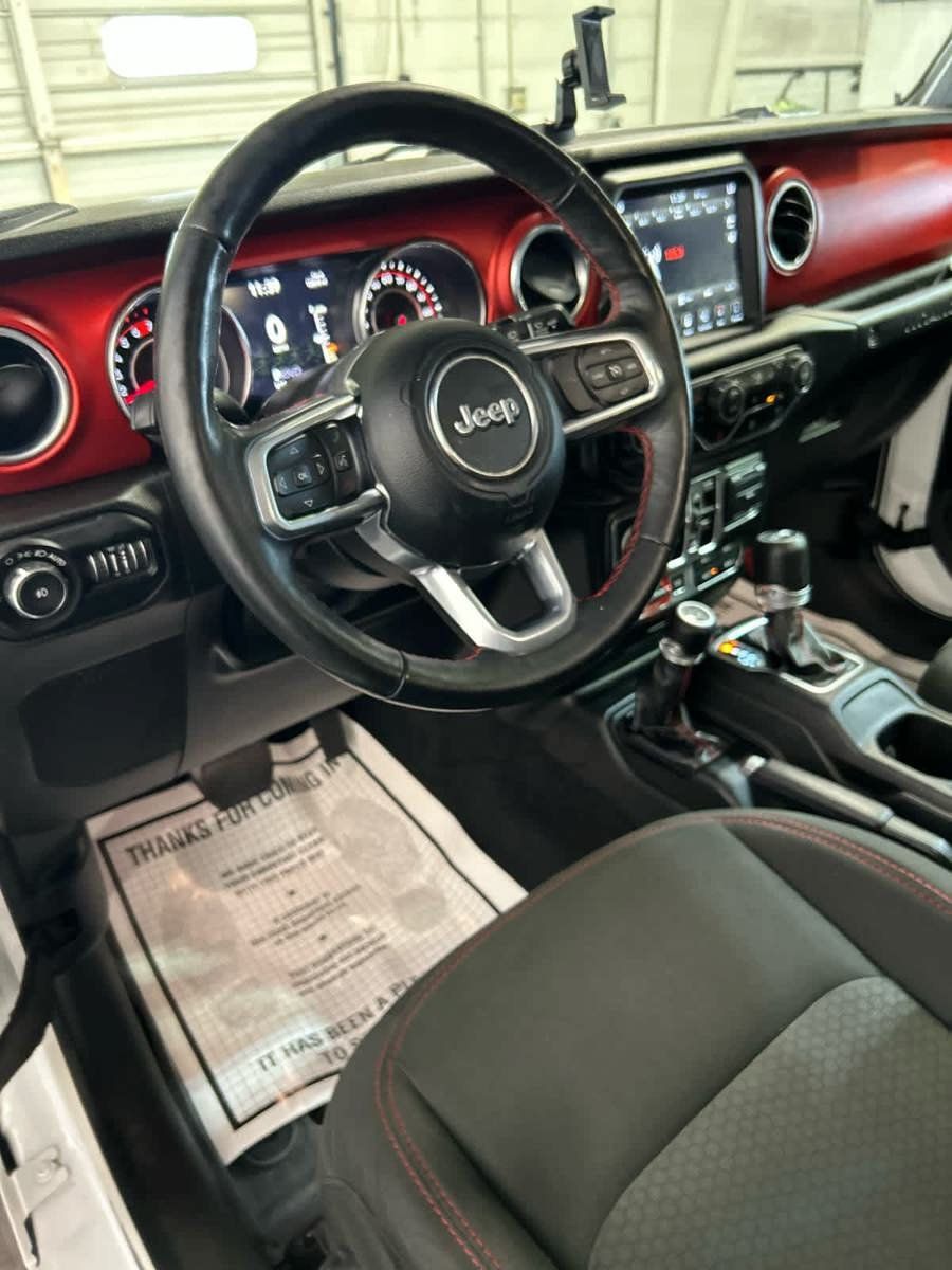 Used 2019 Jeep Wrangler Unlimited Rubicon AWD/4WD image 9