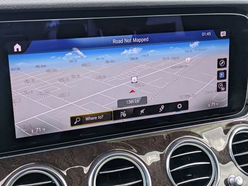 Used 2023 Mercedes-Benz E 350 Sedan image 27
