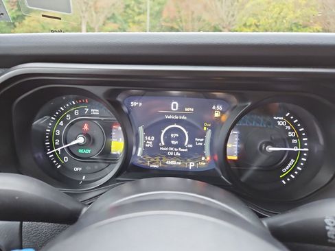 Used 2024 Jeep Wrangler Unlimited Rubicon 4xe image 23