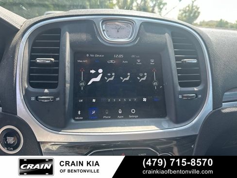 Used 2022 Chrysler 300 Touring w/ Sport Appearance Package RWD image 24