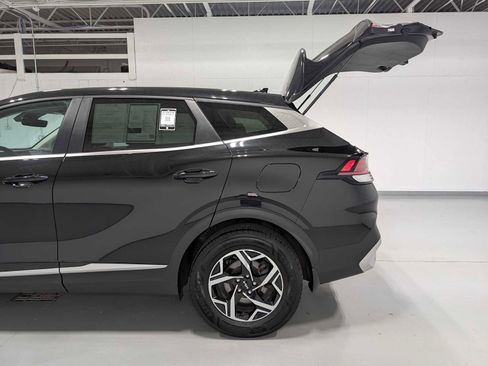 Certified 2023 Kia Sportage LX image 11