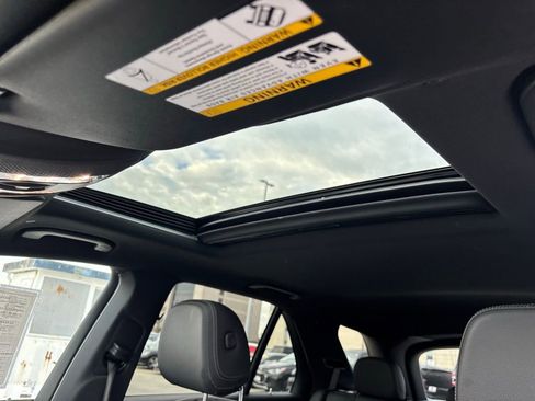 Used 2025 Mercedes-Benz GLE 450 4MATIC image 14