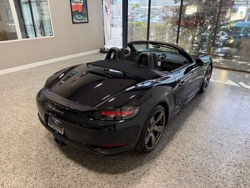Used 2018 Porsche 718 Boxster S RWD image 7