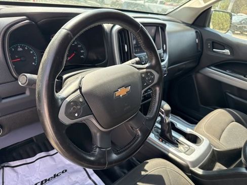 Used 2022 Chevrolet Colorado LT w/ Fleet Safety Package image 30