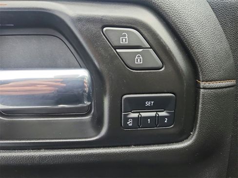 Used 2022 GMC Sierra 1500 AT4 w/ AT4 Carbonpro Edition image 32