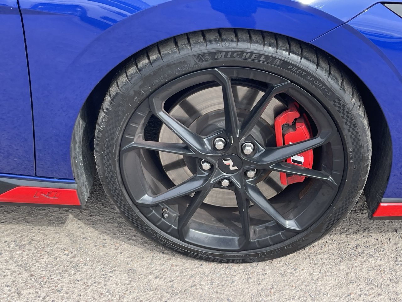 Used 2025 Hyundai Elantra N FWD image 4