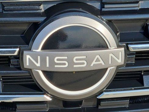 Used 2026 Nissan Rogue SV FWD image 30