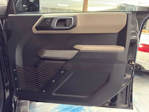 Used 2023 Ford Bronco Wildtrak AWD/4WD image 19