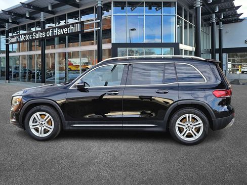 Certified 2023 Mercedes-Benz GLB 250 4MATIC w/ Premium Package image 2