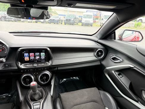 Used 2017 Chevrolet Camaro SS RWD image 31
