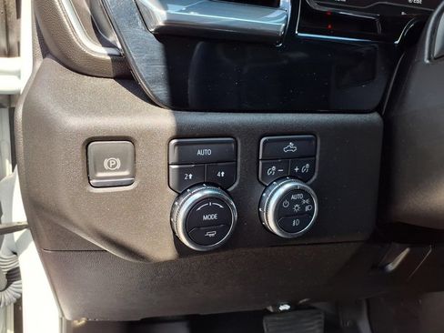 Used 2025 GMC Sierra 1500 Elevation AWD/4WD image 25