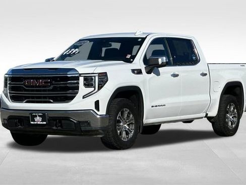 Used 2024 GMC Sierra 1500 SLT AWD/4WD image 8