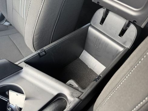 Certified 2025 Hyundai Elantra Sport FWD image 33