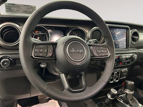 Used 2023 Jeep Wrangler Sport S image 12