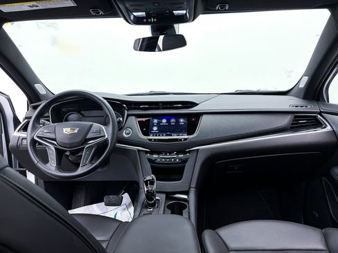 Used 2025 Cadillac XT5 Premium Luxury image 31