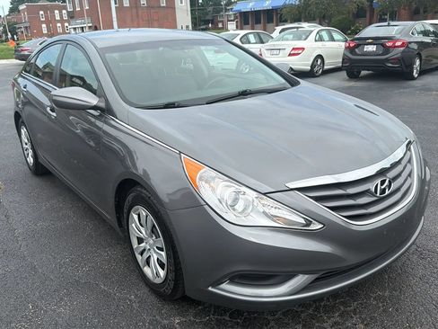 Used 2012 Hyundai Sonata GLS FWD image 3