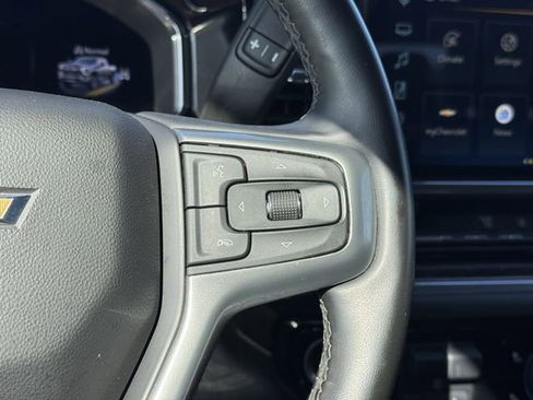 Used 2025 Chevrolet Silverado 2500 LT w/ Convenience Package image 23