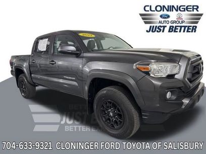 Used 2022 Toyota Tacoma SR5 w/ Technology Package