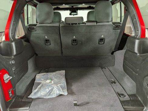 Certified 2025 Jeep Wrangler Unlimited Sahara image 13