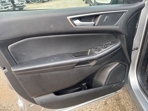 Used 2024 Ford Edge SEL image 20