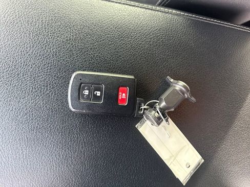 Used 2020 Toyota 4Runner SR5 Premium image 28