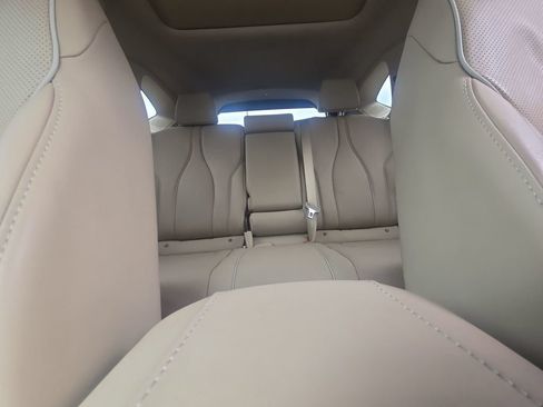 Used 2024 Acura RDX SH-AWD w/ Advance Package image 16