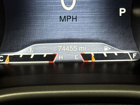 Used 2016 Jeep Cherokee Trailhawk image 13