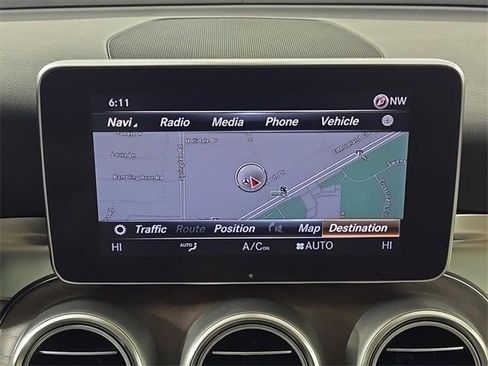 Used 2019 Mercedes-Benz GLC 300 4MATIC image 19